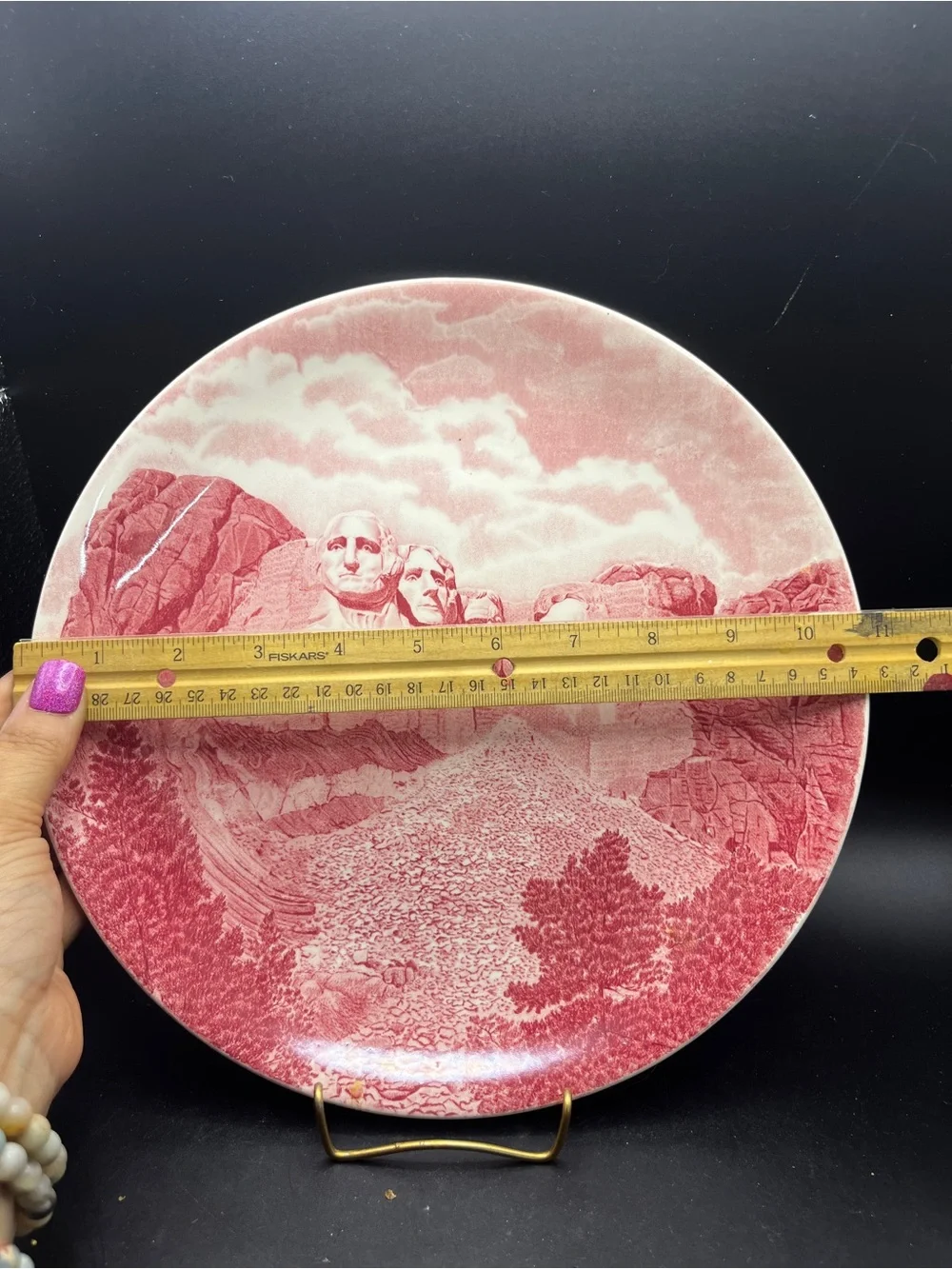 Vintage Johnson Brothers Mt Rushmore Souvenir Plate Red Pink Transferware Eng